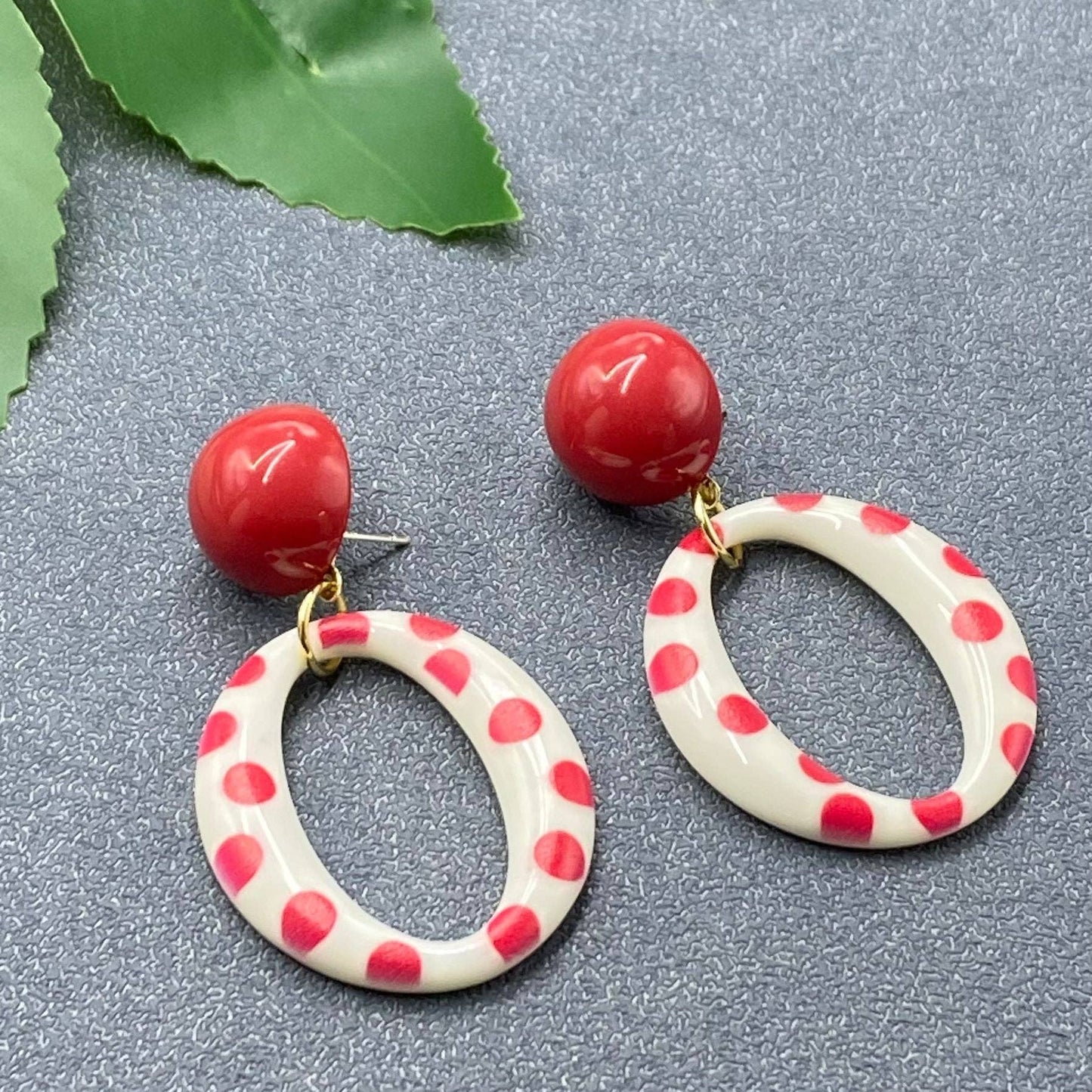 O-shaped Spot Resin Dangle Earrings - YK